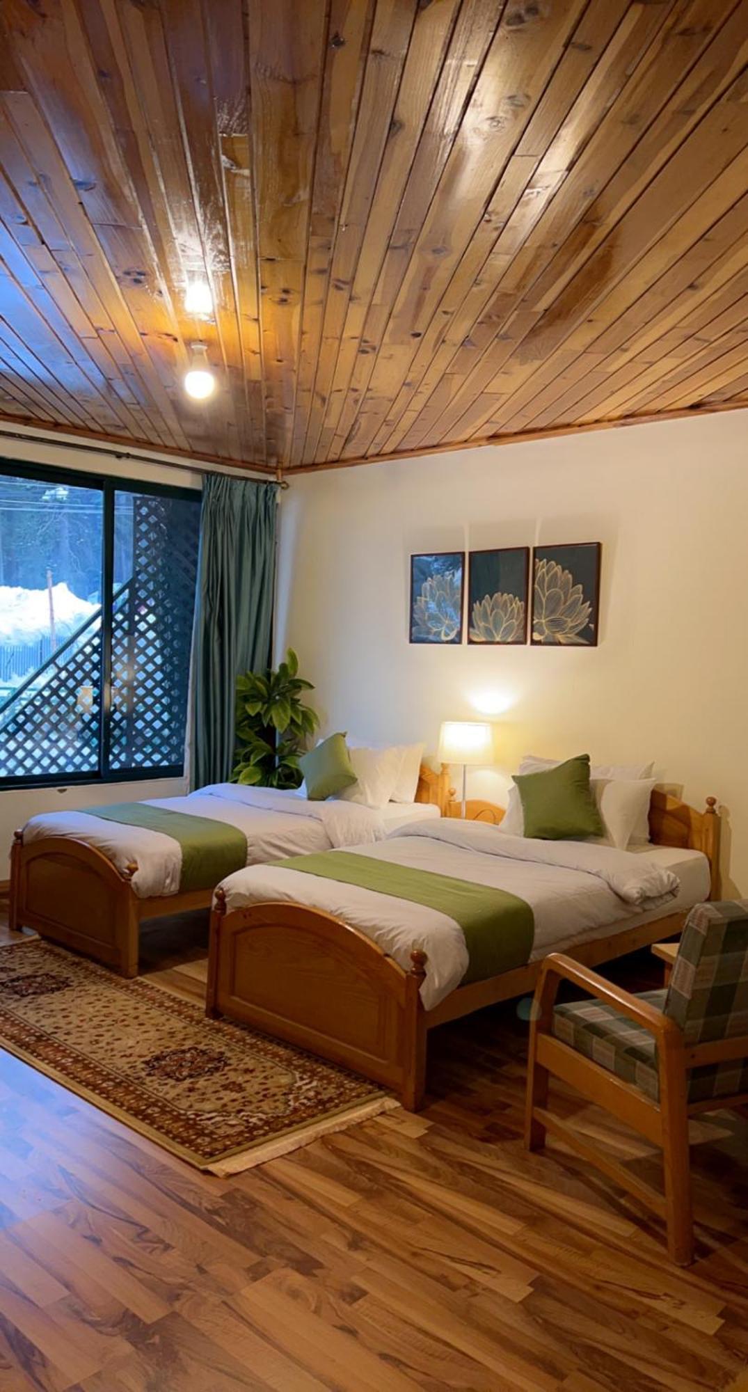 Umda Hotel Montana Nathia Gali Buitenkant foto